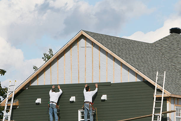 Professional Siding technician working in Port Angeles, WA